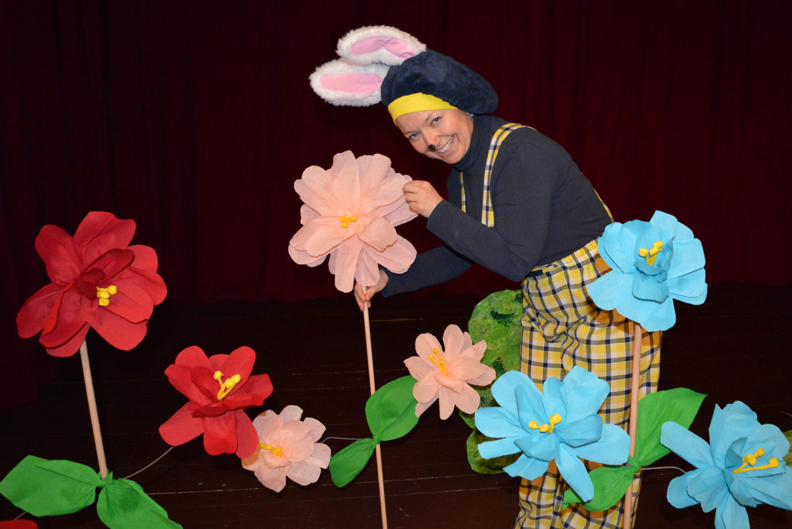 O nenavadnem velikonočnem jajcu O nenavadnem velikonočnem jajcu