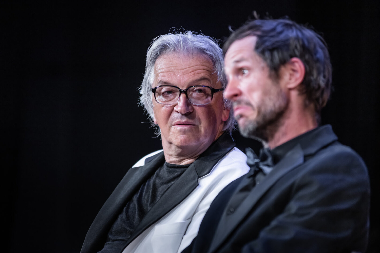 Iztok Mlakar: Pegule Iztok Mlakar: Pegule