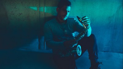Lovro Ravbar Duo / Predstavitev nove plošče, novega zvoka - saksofon+beats in efekti ter vokal: ‘’it’s show time!’’
