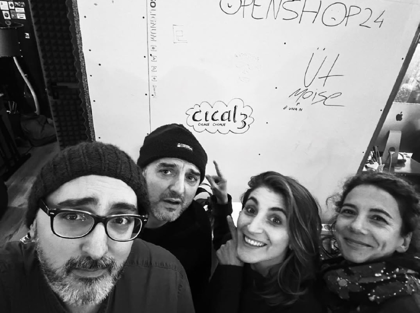 Collecttivo Cicale, IT /  Nekaj med jazzom, rahlo razglašenimi in domišljijskimi filmskimi zvočnimi krajinami ter afrobeat vplivi, pri čemer združuje psihadelijo, puščavske atmosfere in tropske ritme v plesno formulo