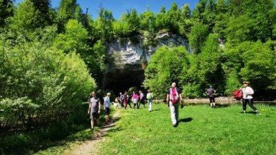 Hodimo: Dolina naravnih mostov Hodimo: Dolina naravnih mostov
