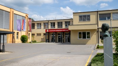 Da bi razumel prihodnost, moraš stopiti v preteklost
