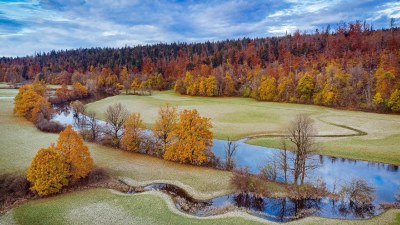 Sprehod med tremi rekami Planinskega polja