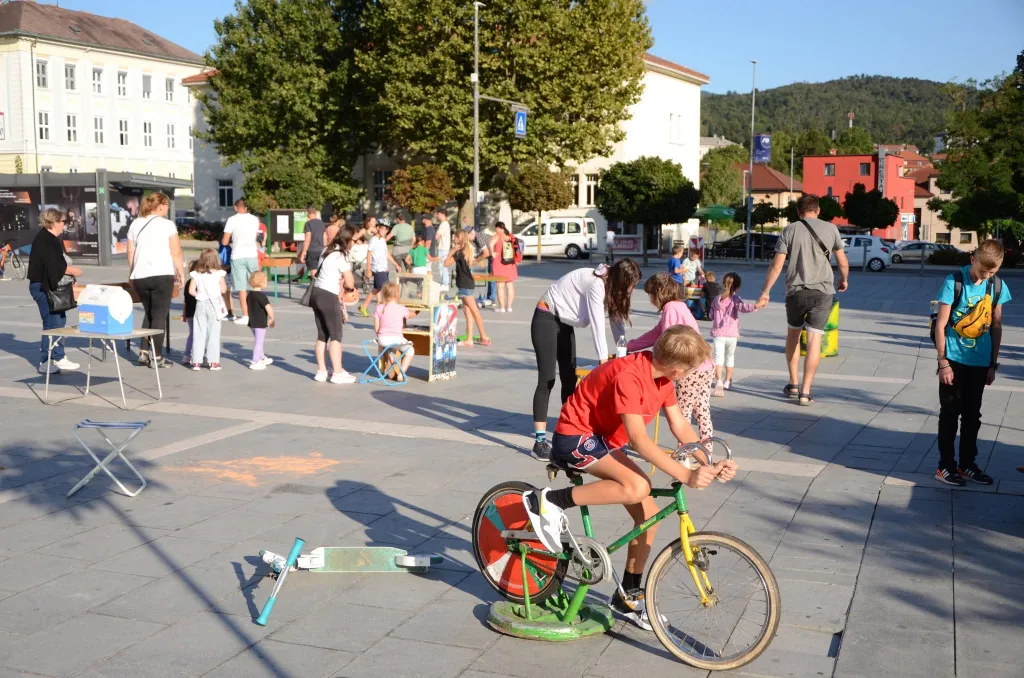 Zmajevo igrišče na ulici